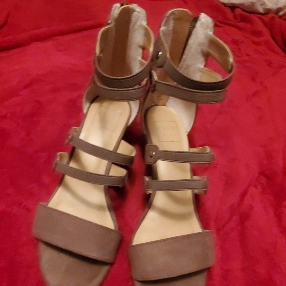 KAARI BLUE  Green Suede shoes